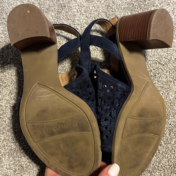 Franco Sarto 6.5 navy suede sandals. Heel 2.5” wooden. - Picture 7 of 11
